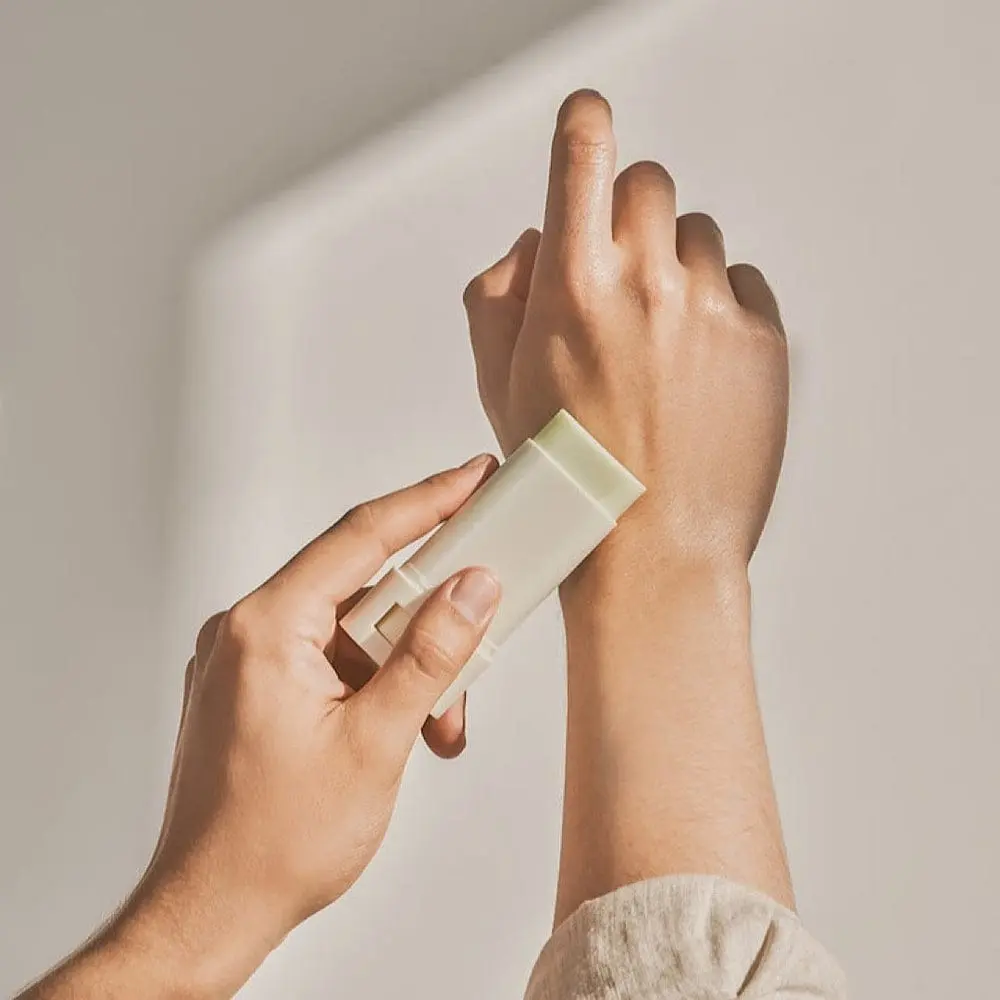 5 Big Reasons My SPF Stick Is My New Go-To Option