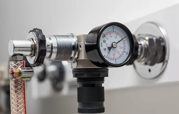 How a Compressed Air Filter Can Extend the Lifespan of Pneumatic Equipment